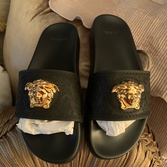 DESIGNER SHOES - Picture 2 of 14